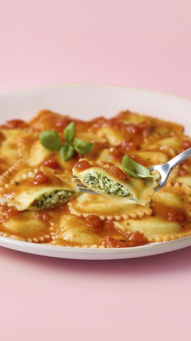 Ravioli_pomodoro_e_basilico_detail_35035