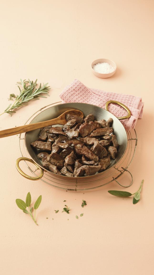 Straccetti_di_bovino_adulto_web_50080 Straccetti_di_bovino_adulto_web_50080