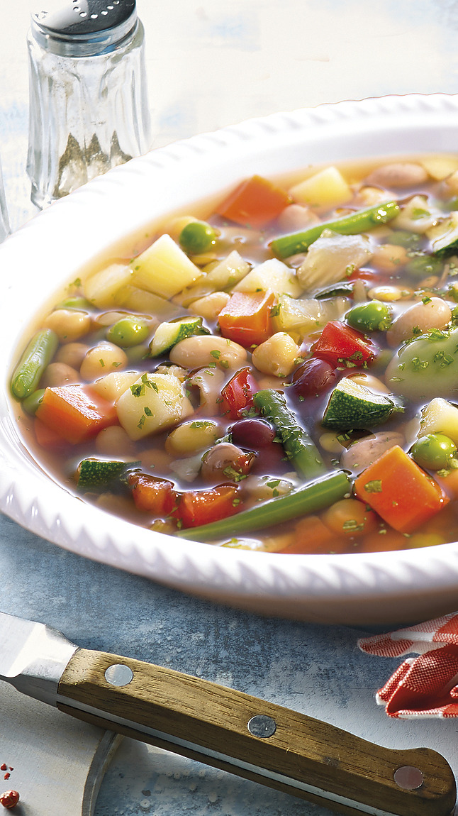 Minestrone_di_verdure_con_legu_detail_45016 Minestrone_di_verdure_con_legu_detail_45016