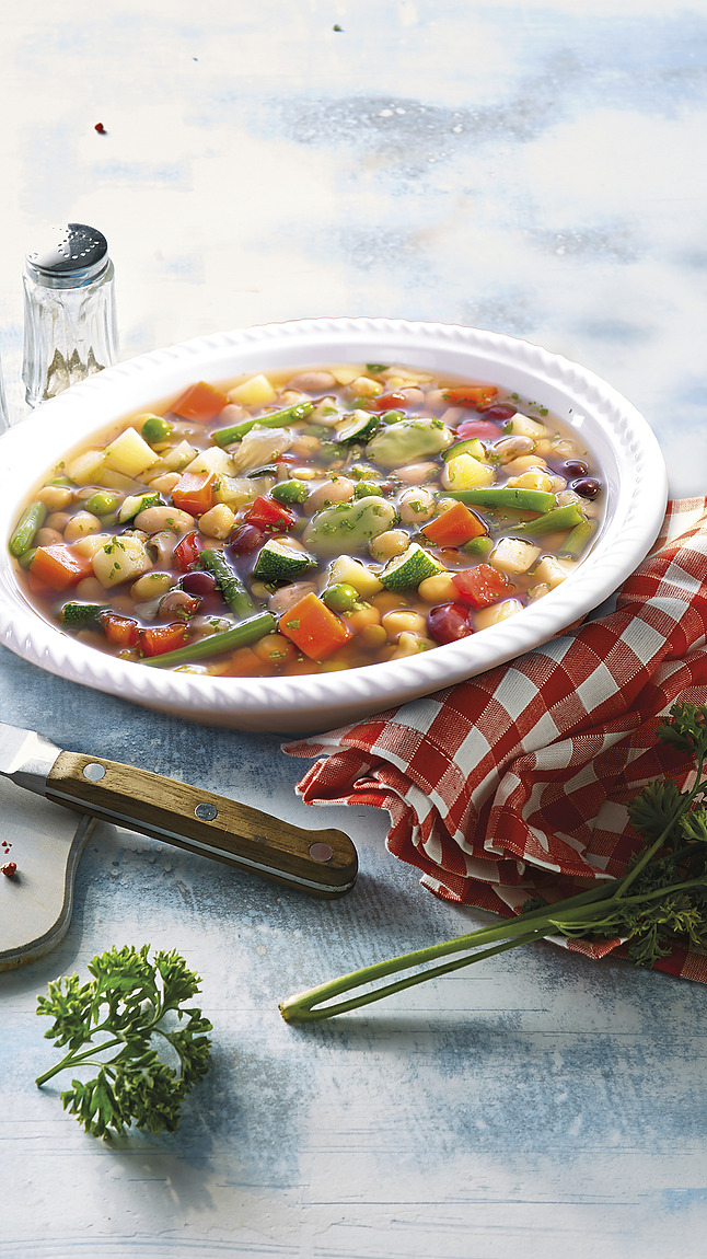 Minestrone_di_verdure_con_legu_web_45016 Minestrone_di_verdure_con_legu_web_45016