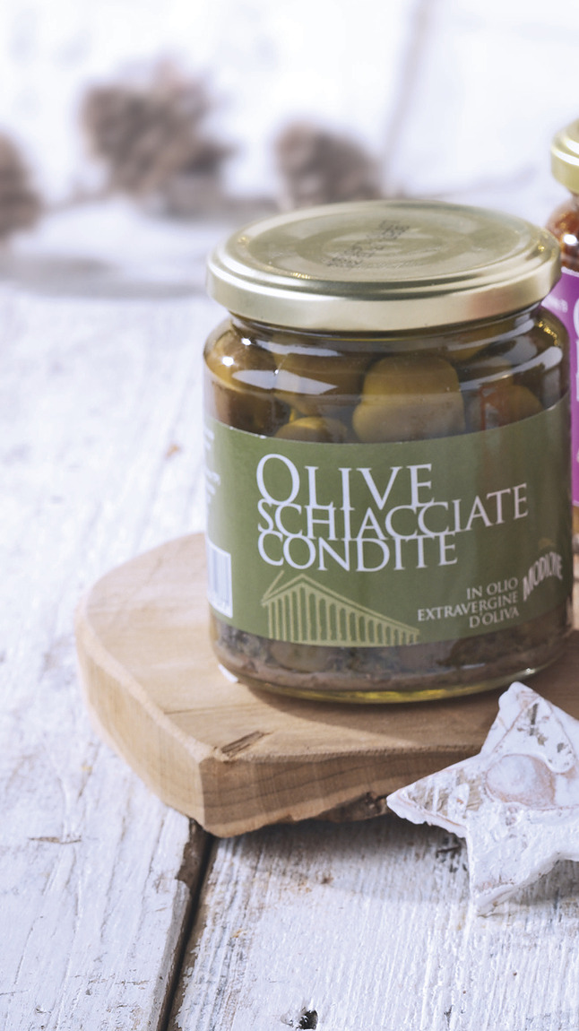 Olive_schiacciate_condite_web_14754 Olive_schiacciate_condite_web_14754