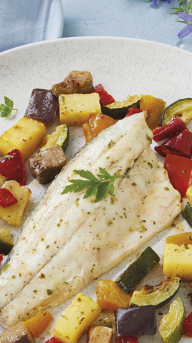 Filetto_di_branzino_con_verdur_detail_60008 Filetto_di_branzino_con_verdur_detail_60008