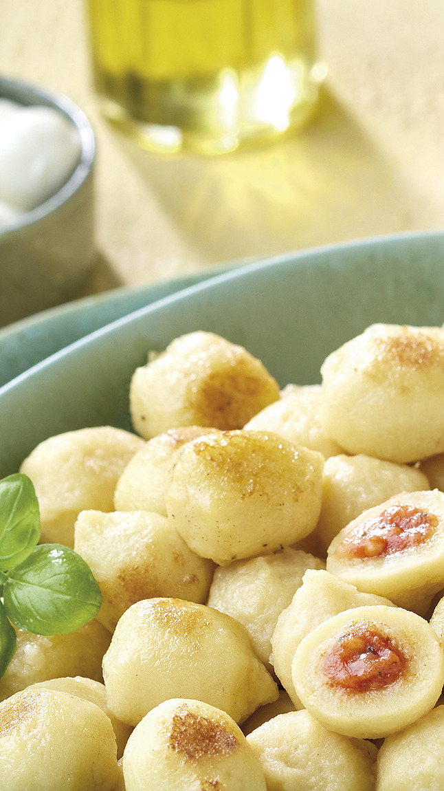 Gnocchi_ripieni_Pomodoro_Mozza_detail_35031 Gnocchi_ripieni_Pomodoro_Mozza_detail_35031