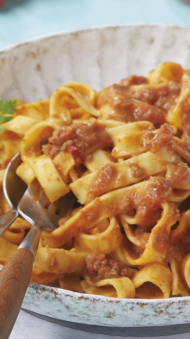 Tagliatelle_al_ragu_detail_35015