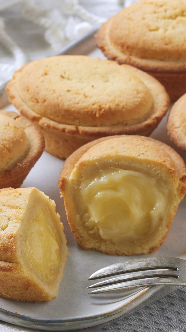 Pasticciotti_alla_pugliese_far_detail_65067 Pasticciotti_alla_pugliese_far_detail_65067