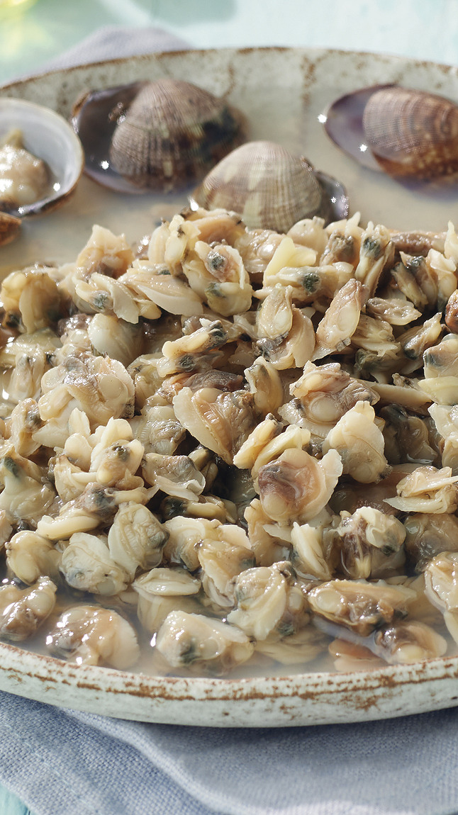 Vongole_sgusciate_in_brodo_detail_14429 Vongole_sgusciate_in_brodo_detail_14429