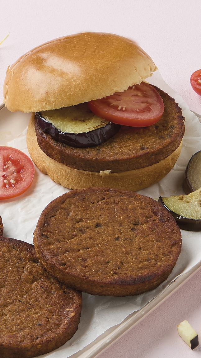Burger_melanzane_e_pomodori_detail_45115 Burger_melanzane_e_pomodori_detail_45115