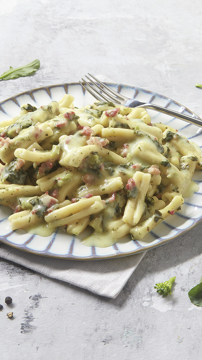 Caserecce_salsiccia_e_cime_di__web_35016 Caserecce_salsiccia_e_cime_di__web_35016