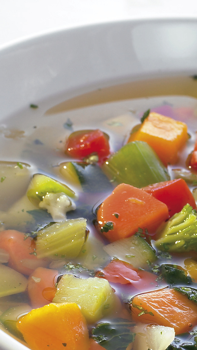Minestrone_di_verdure_light_detail_45040 Minestrone_di_verdure_light_detail_45040