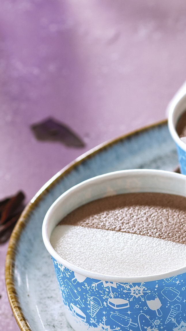 Coppette_panna_cioccolato_detail_40088 Coppette_panna_cioccolato_detail_40088