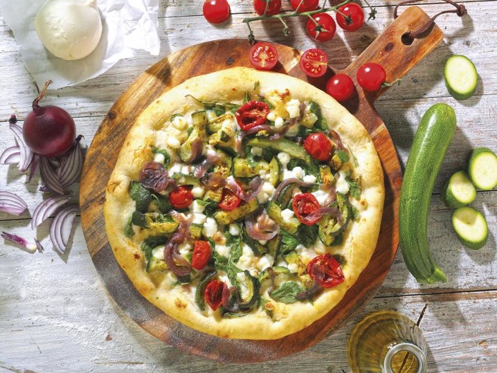 Pizza Suprema ortolana con burrata